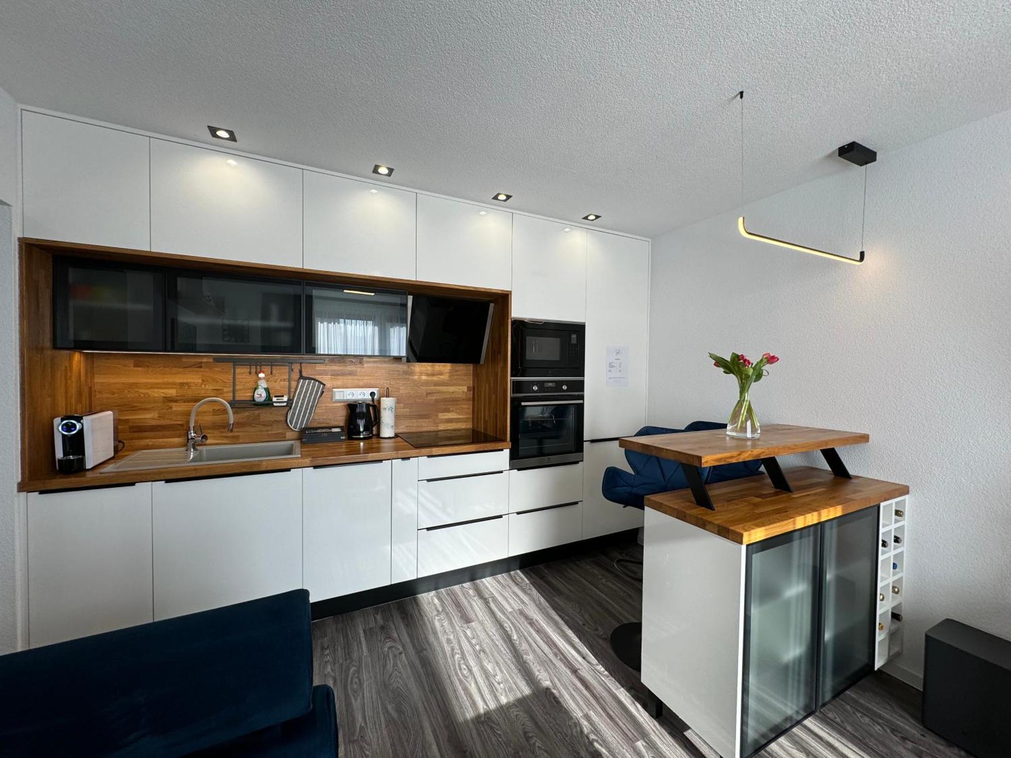 Apartman Piccoladuo V Banskej Bystrici บันสกาบิสตรีตซา ภายนอก รูปภาพ