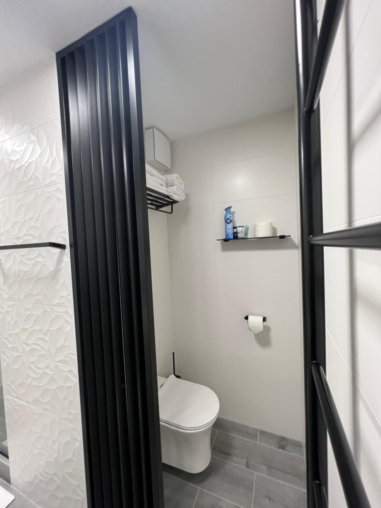Apartman Piccoladuo V Banskej Bystrici บันสกาบิสตรีตซา ภายนอก รูปภาพ